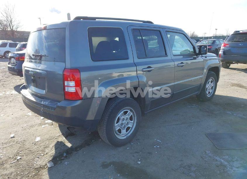 Photo 4 of 2014 Jeep Patriot SPORT (VIN 1C4NJPBA9ED524376)