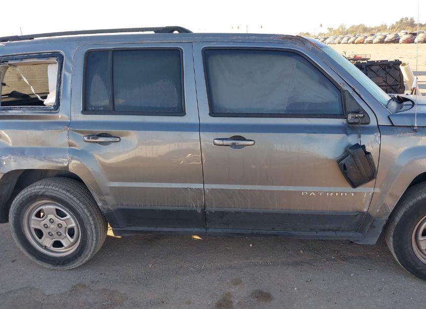 Photo 13 of 2014 Jeep Patriot SPORT (VIN 1C4NJPBA9ED535426)