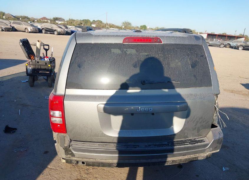 Photo 16 of 2014 Jeep Patriot SPORT (VIN 1C4NJPBA9ED535426)