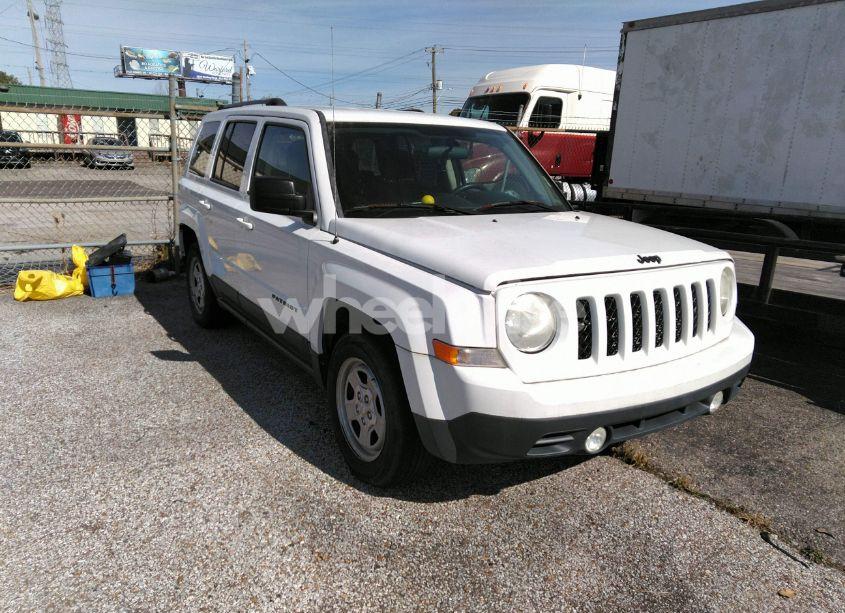 2014 Jeep Patriot ALTITUDE (VIN 1C4NJPBA9ED674553) main photo