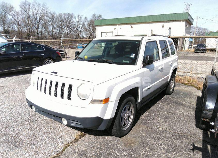 Photo 2 of 2014 Jeep Patriot ALTITUDE (VIN 1C4NJPBA9ED674553)