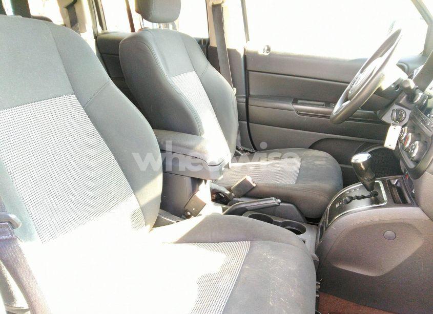 Photo 5 of 2014 Jeep Patriot ALTITUDE (VIN 1C4NJPBA9ED674553)