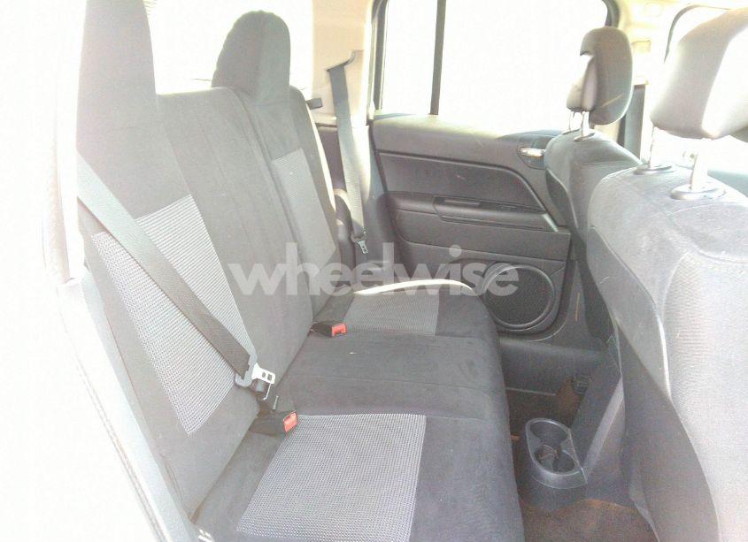 Photo 8 of 2014 Jeep Patriot ALTITUDE (VIN 1C4NJPBA9ED674553)