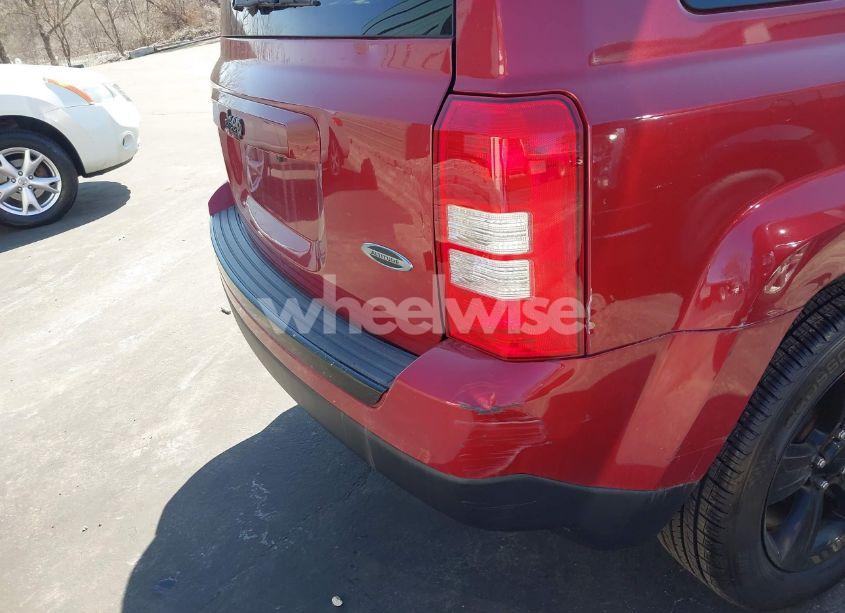 Photo 12 of 2014 Jeep Patriot ALTITUDE (VIN 1C4NJPBA9ED674746)