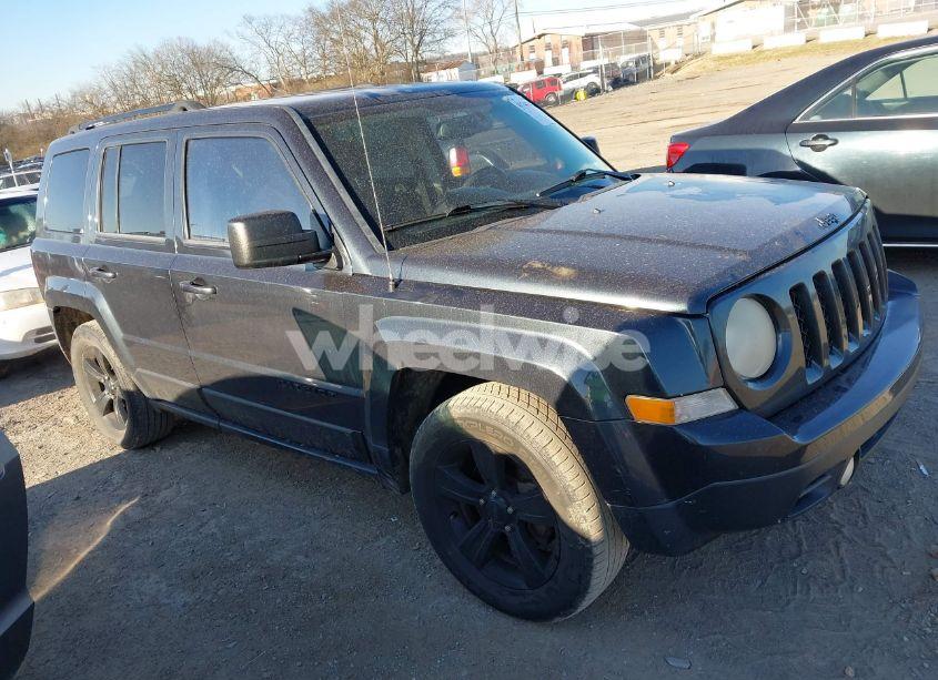 2014 Jeep Patriot ALTITUDE (VIN 1C4NJPBA9ED752653) main photo