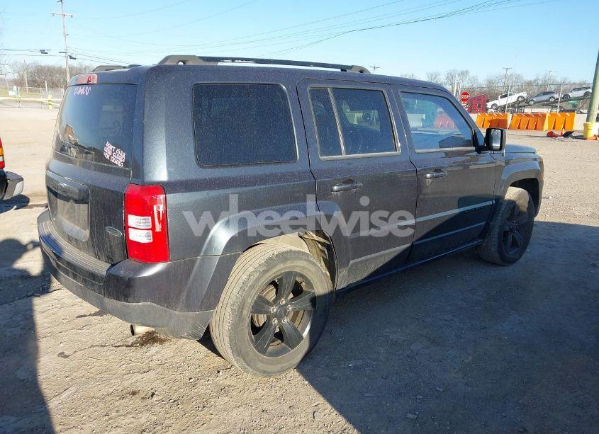 Photo 4 of 2014 Jeep Patriot ALTITUDE (VIN 1C4NJPBA9ED752653)