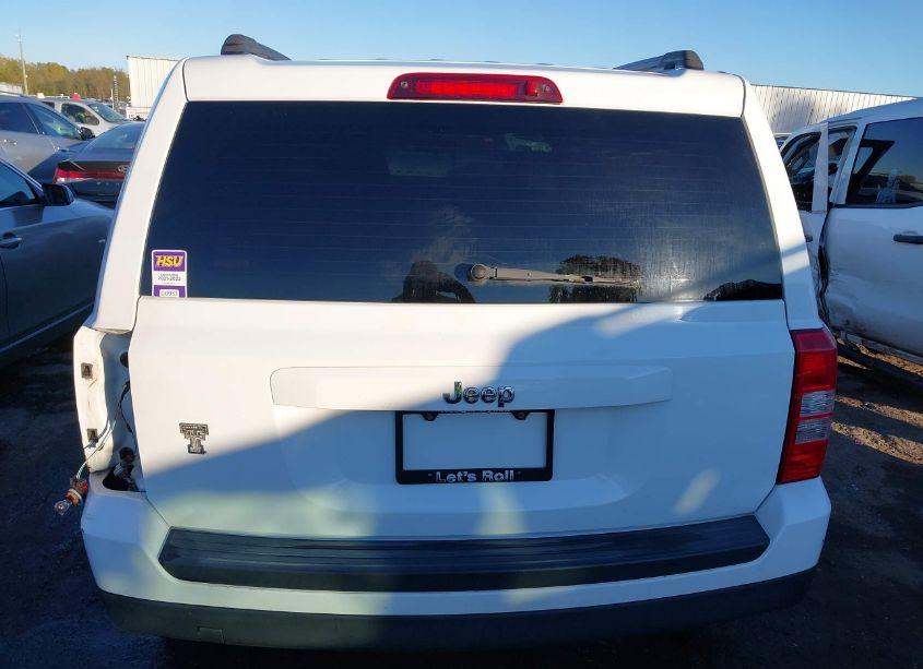 Photo 17 of 2015 Jeep Patriot SPORT (VIN 1C4NJPBA9FD285560)