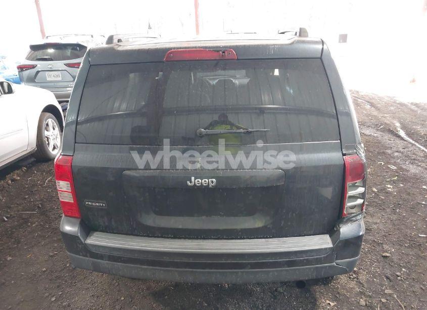 Photo 16 of 2015 Jeep Patriot SPORT (VIN 1C4NJPBA9FD340928)