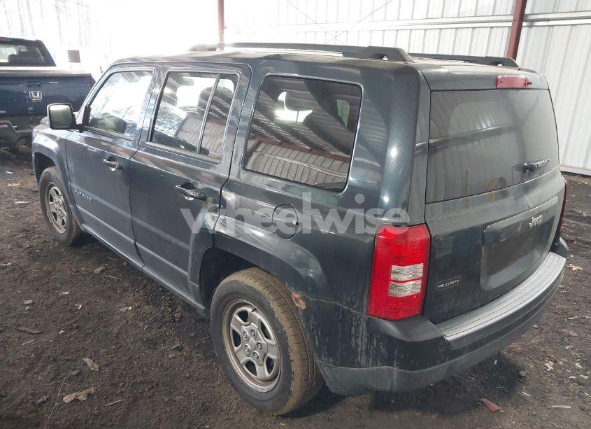 Photo 3 of 2015 Jeep Patriot SPORT (VIN 1C4NJPBA9FD340928)