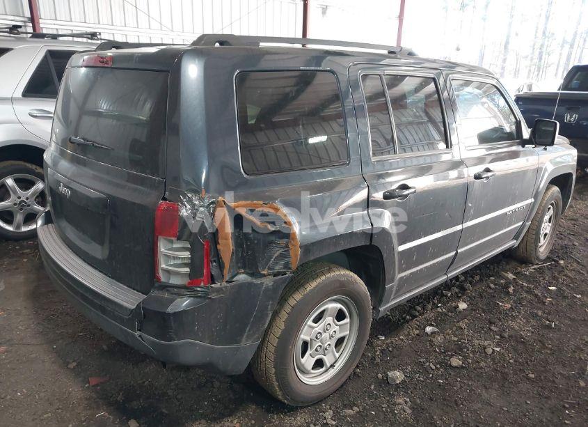 Photo 6 of 2015 Jeep Patriot SPORT (VIN 1C4NJPBA9FD340928)