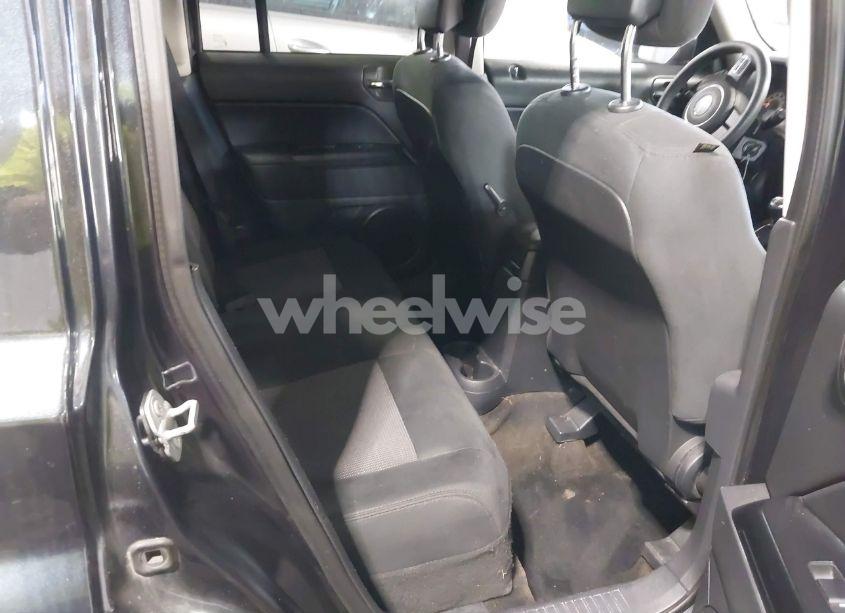 Photo 8 of 2015 Jeep Patriot SPORT (VIN 1C4NJPBA9FD340928)