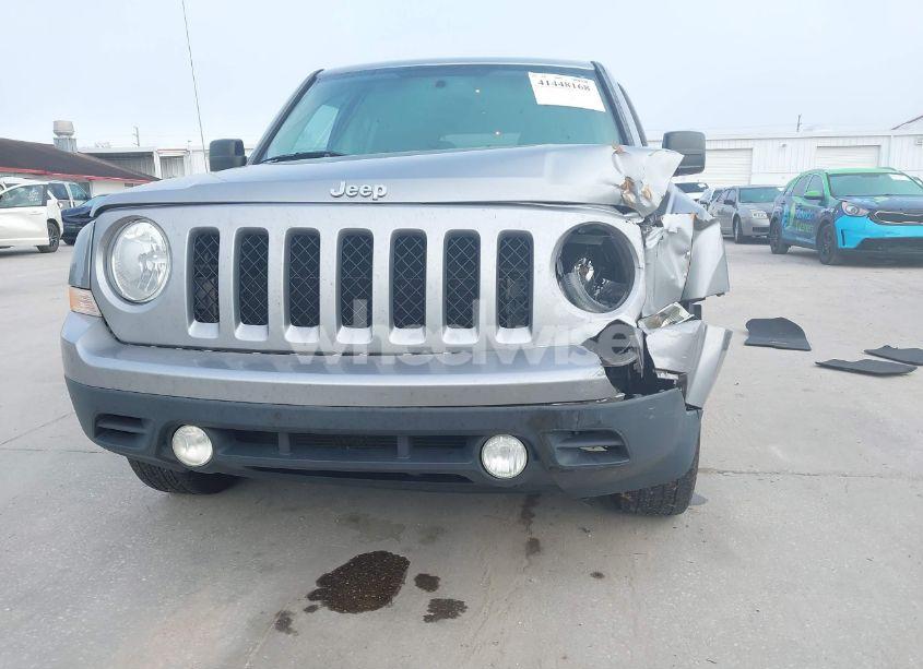 Photo 13 of 2015 Jeep Patriot SPORT (VIN 1C4NJPBA9FD386274)