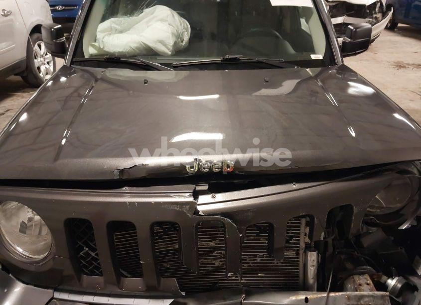 Photo 20 of 2016 Jeep Patriot SPORT (VIN 1C4NJPBA9GD526793)