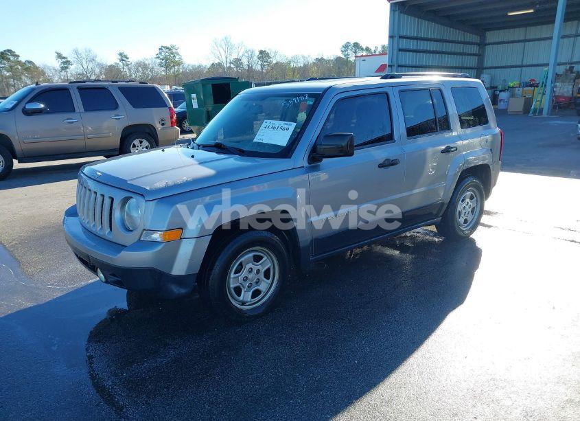 Photo 2 of 2016 Jeep Patriot SPORT (VIN 1C4NJPBA9GD589182)