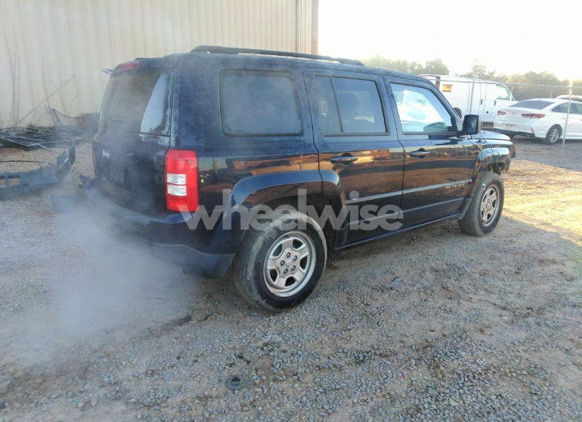 Photo 4 of 2016 Jeep Patriot SPORT (VIN 1C4NJPBA9GD656248)