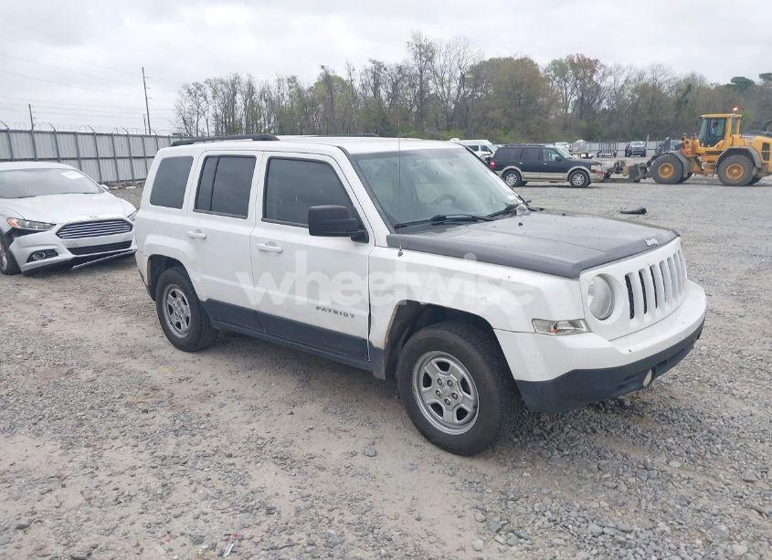 2014 Jeep Patriot SPORT (VIN 1C4NJPBAXED504895) main photo