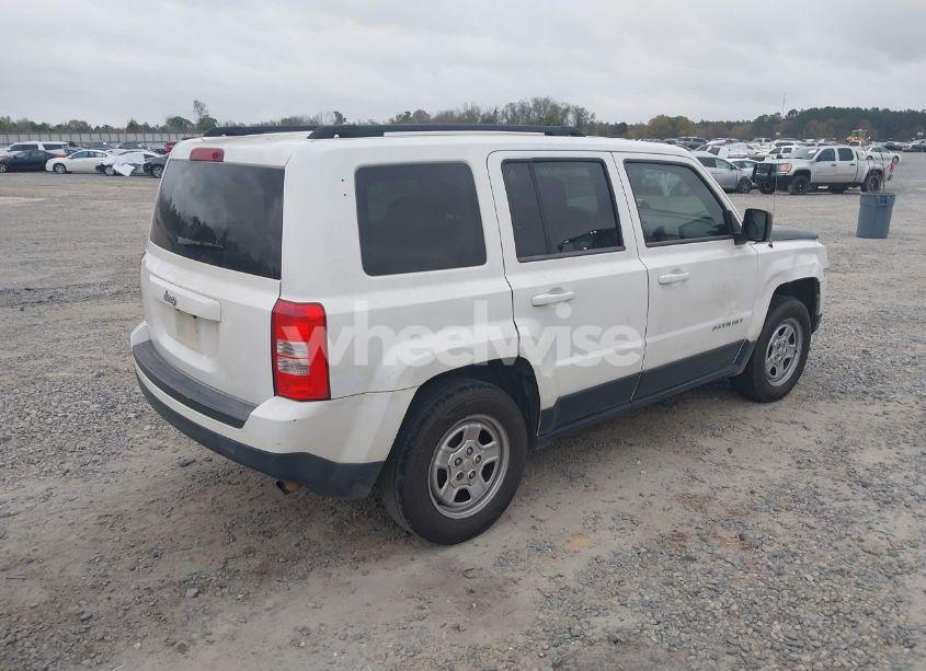 Photo 4 of 2014 Jeep Patriot SPORT (VIN 1C4NJPBAXED504895)