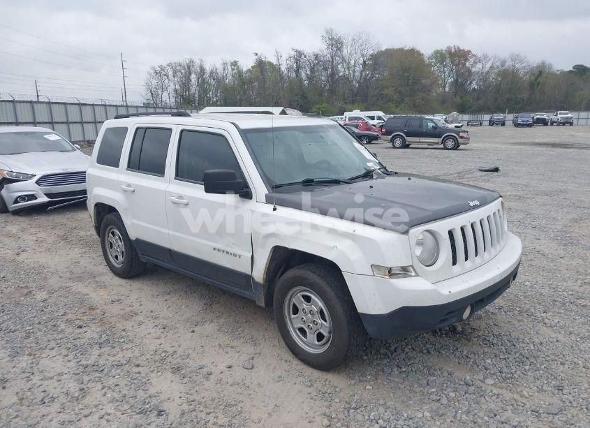 Photo 6 of 2014 Jeep Patriot SPORT (VIN 1C4NJPBAXED504895)