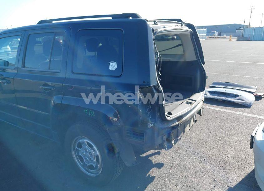 Photo 15 of 2014 Jeep Patriot SPORT (VIN 1C4NJPBAXED533555)