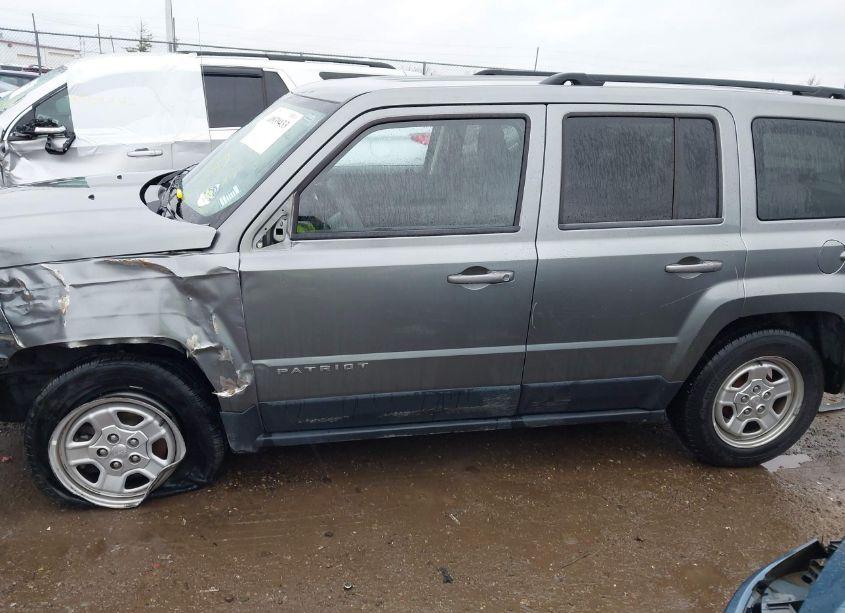 Photo 14 of 2014 Jeep Patriot SPORT (VIN 1C4NJPBAXED596185)