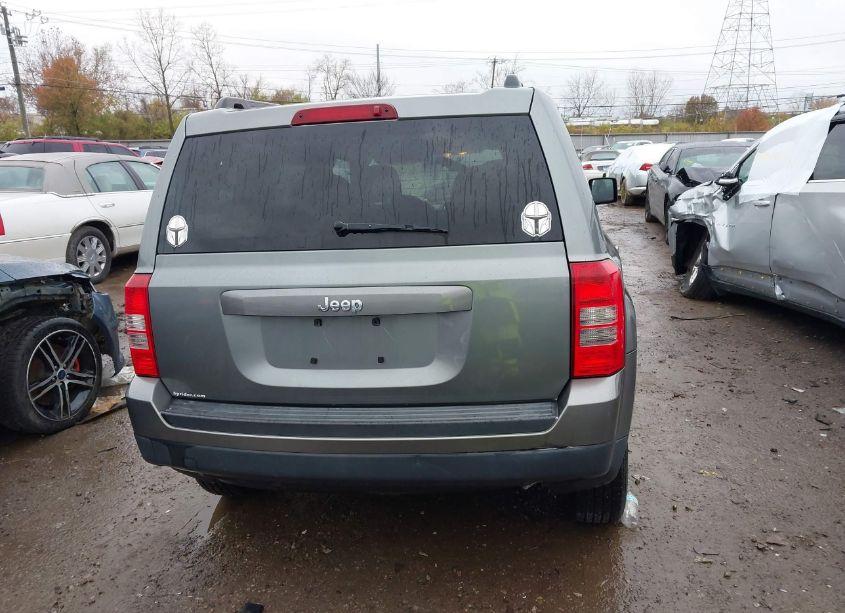 Photo 16 of 2014 Jeep Patriot SPORT (VIN 1C4NJPBAXED596185)