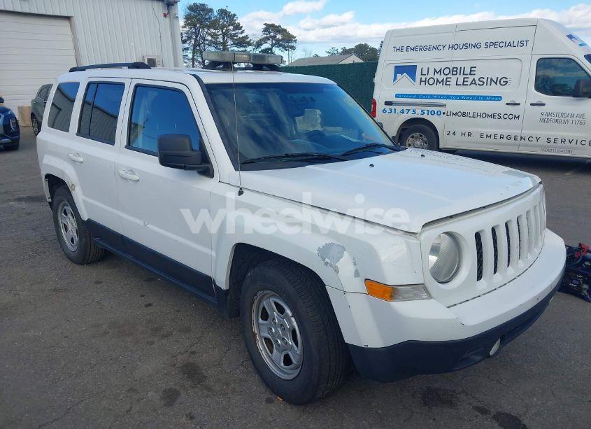 2014 Jeep Patriot SPORT (VIN 1C4NJPBAXED729642) main photo