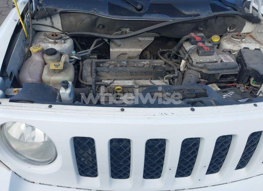 Photo 10 of 2014 Jeep Patriot SPORT (VIN 1C4NJPBAXED729642)