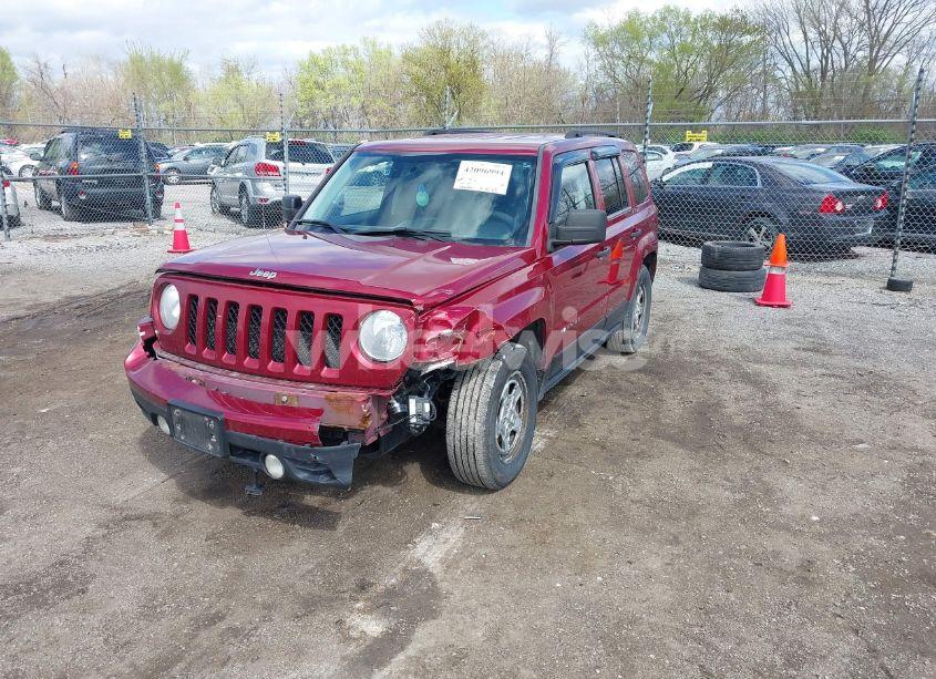 Photo 2 of 2014 Jeep Patriot SPORT (VIN 1C4NJPBAXED812973)