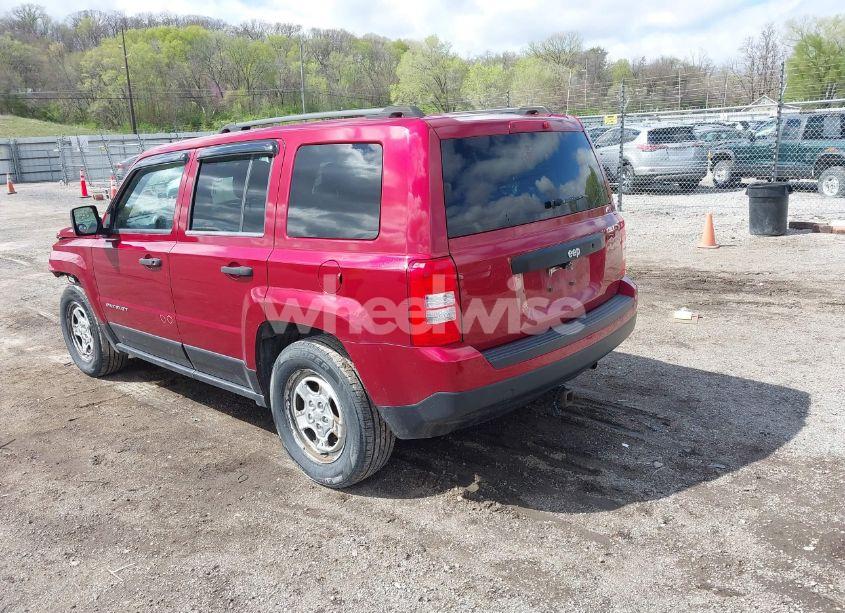 Photo 3 of 2014 Jeep Patriot SPORT (VIN 1C4NJPBAXED812973)