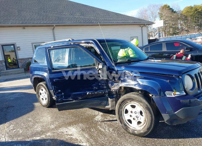 Photo 13 of 2014 Jeep Patriot SPORT (VIN 1C4NJPBAXED844001)
