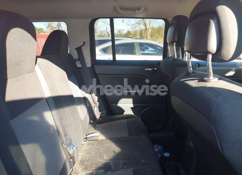 Photo 8 of 2015 Jeep Patriot SPORT (VIN 1C4NJPBAXFD124005)