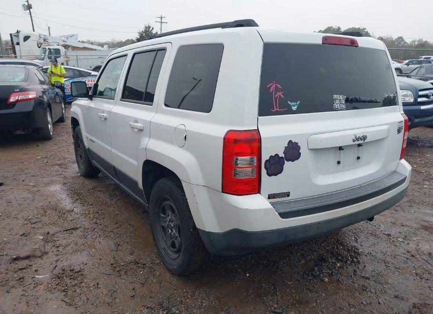 Photo 3 of 2015 Jeep Patriot SPORT (VIN 1C4NJPBAXFD409710)