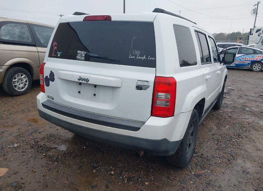 Photo 4 of 2015 Jeep Patriot SPORT (VIN 1C4NJPBAXFD409710)