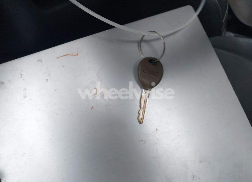 Photo 11 of 2015 Jeep Patriot SPORT (VIN 1C4NJPBAXFD419508)