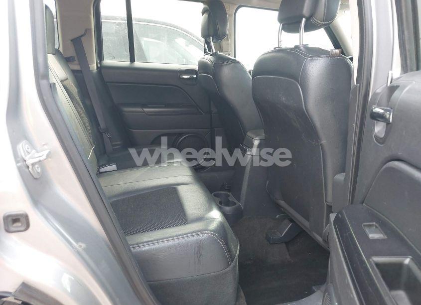 Photo 8 of 2016 Jeep Patriot SPORT SE (VIN 1C4NJPBAXGD602375)