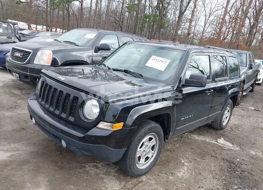 Photo 2 of 2016 Jeep Patriot SPORT (VIN 1C4NJPBAXGD641130)