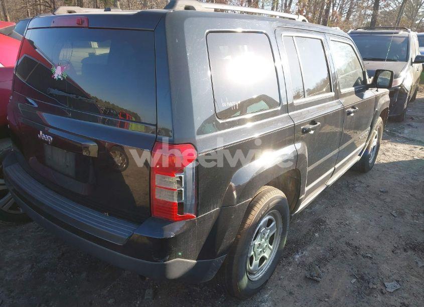 Photo 4 of 2016 Jeep Patriot SPORT (VIN 1C4NJPBAXGD688514)