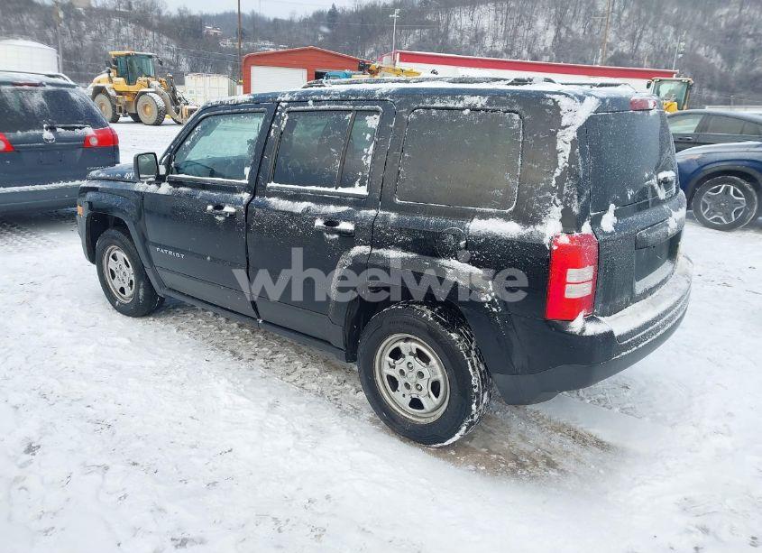 Photo 3 of 2016 Jeep Patriot SPORT (VIN 1C4NJPBAXGD812491)