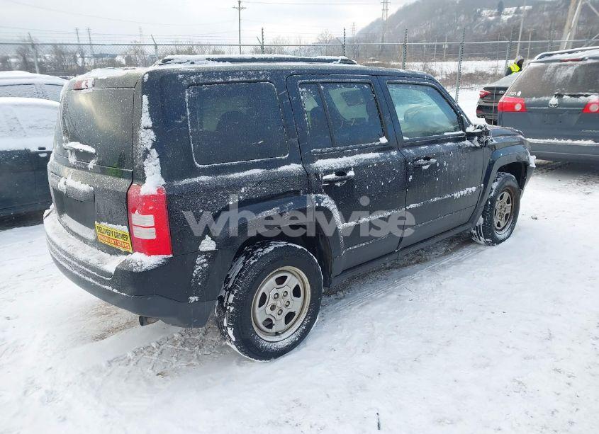 Photo 4 of 2016 Jeep Patriot SPORT (VIN 1C4NJPBAXGD812491)