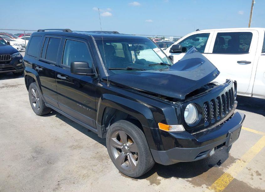 2017 Jeep Patriot SPORT SE FWD (VIN 1C4NJPBAXHD118921) main photo
