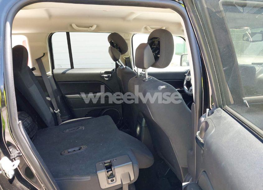 Photo 8 of 2017 Jeep Patriot SPORT FWD (VIN 1C4NJPBAXHD141227)