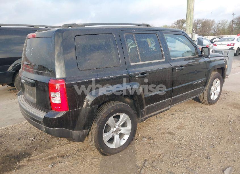 Photo 4 of 2014 Jeep Patriot SPORT (VIN 1C4NJPBB0ED628991)
