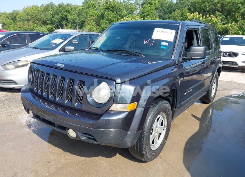 Photo 2 of 2014 Jeep Patriot SPORT (VIN 1C4NJPBB0ED646519)