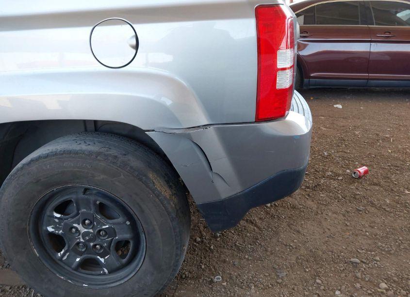 Photo 6 of 2014 Jeep Patriot SPORT (VIN 1C4NJPBB0ED887125)