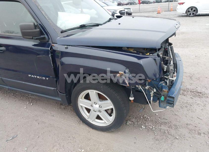 Photo 14 of 2015 Jeep Patriot SPORT (VIN 1C4NJPBB0FD179751)