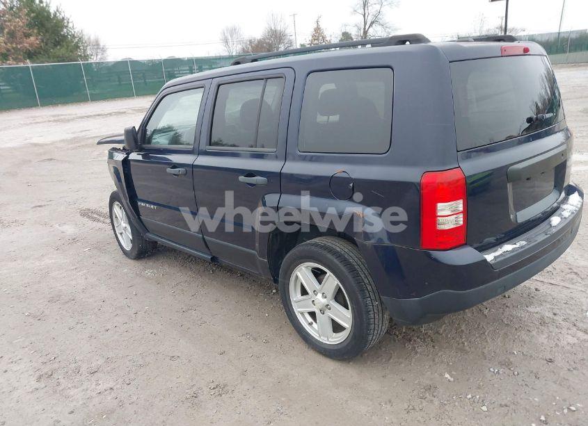 Photo 3 of 2015 Jeep Patriot SPORT (VIN 1C4NJPBB0FD179751)