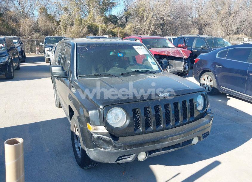 2015 Jeep Patriot SPORT (VIN 1C4NJPBB0FD203949) main photo