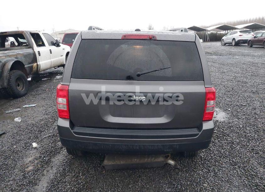 Photo 16 of 2016 Jeep Patriot SPORT (VIN 1C4NJPBB0GD547640)