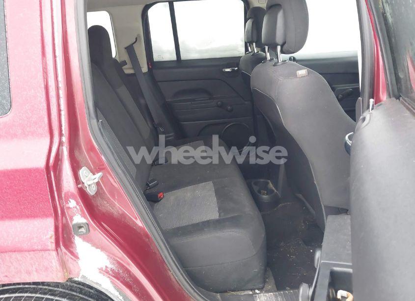 Photo 8 of 2016 Jeep Patriot SPORT (VIN 1C4NJPBB0GD554605)