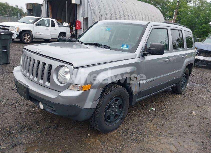 Photo 2 of 2016 Jeep Patriot SPORT (VIN 1C4NJPBB0GD800486)